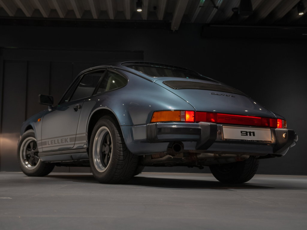 Porsche 911 Carrera 3.2
