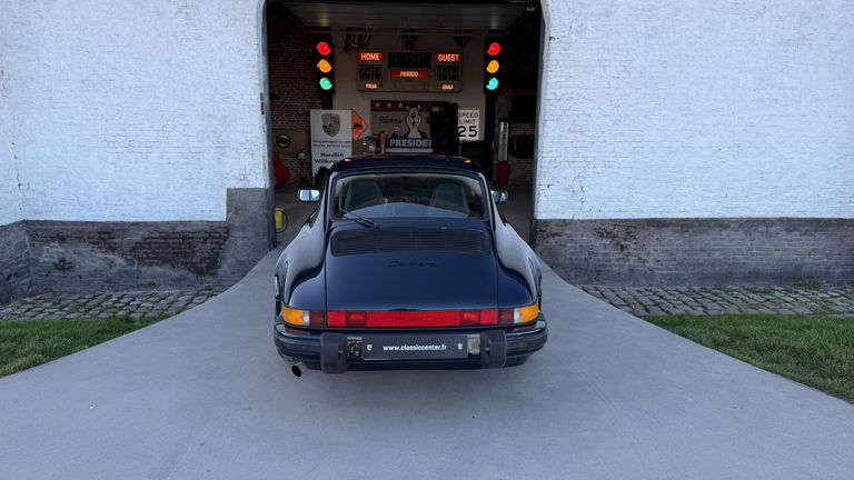 Porsche 911 Carrera 3.2