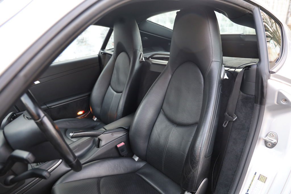 Porsche 987 Cayman S