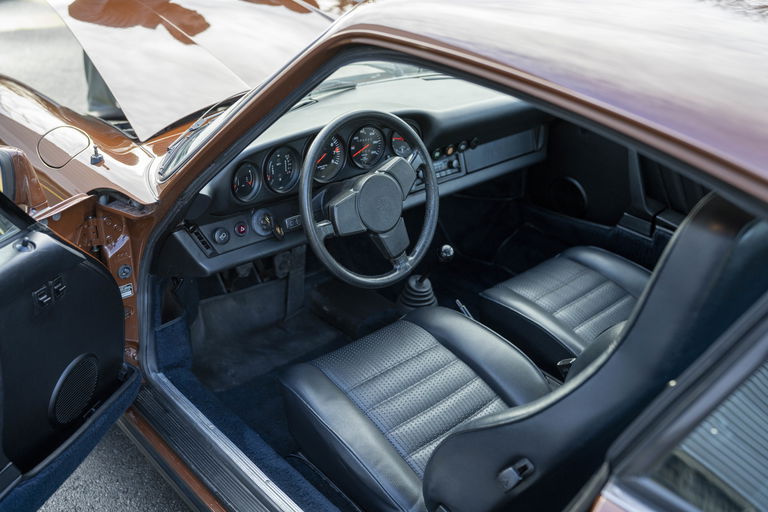 Porsche 911 Carrera 3.0