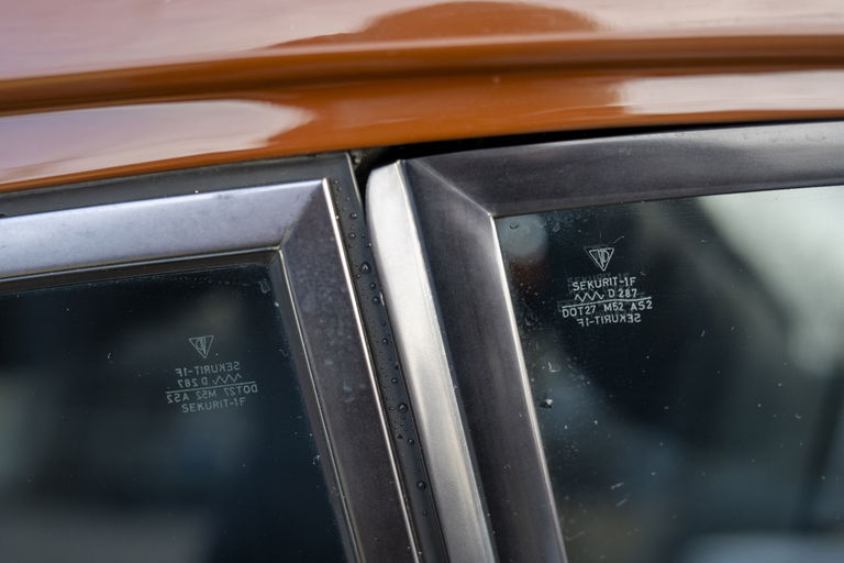 Porsche 911 Carrera 3.0