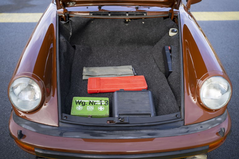 Porsche 911 Carrera 3.0