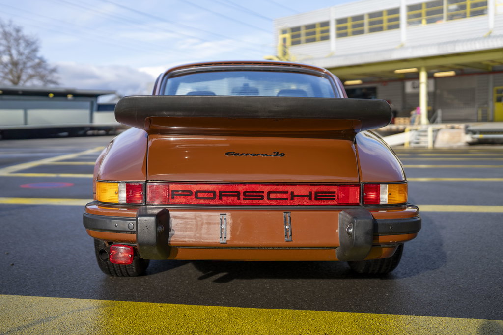 Porsche 911 Carrera 3.0