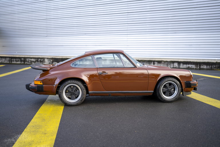 Porsche 911 Carrera 3.0