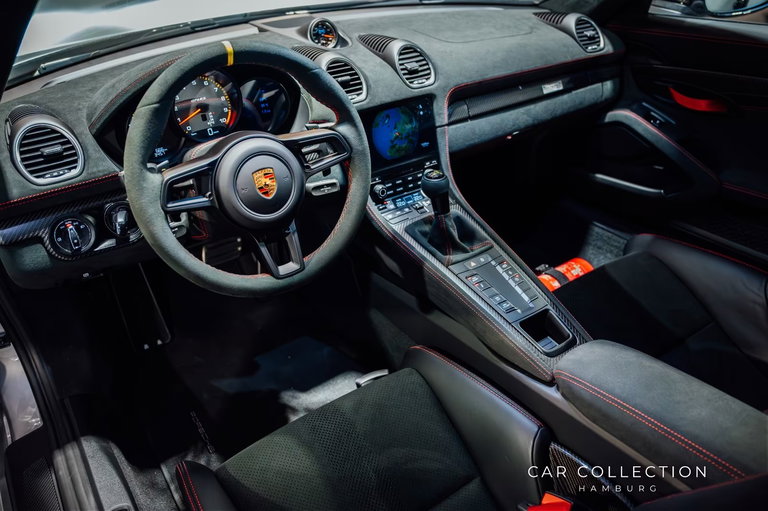 Porsche 718 Cayman GT4 RS