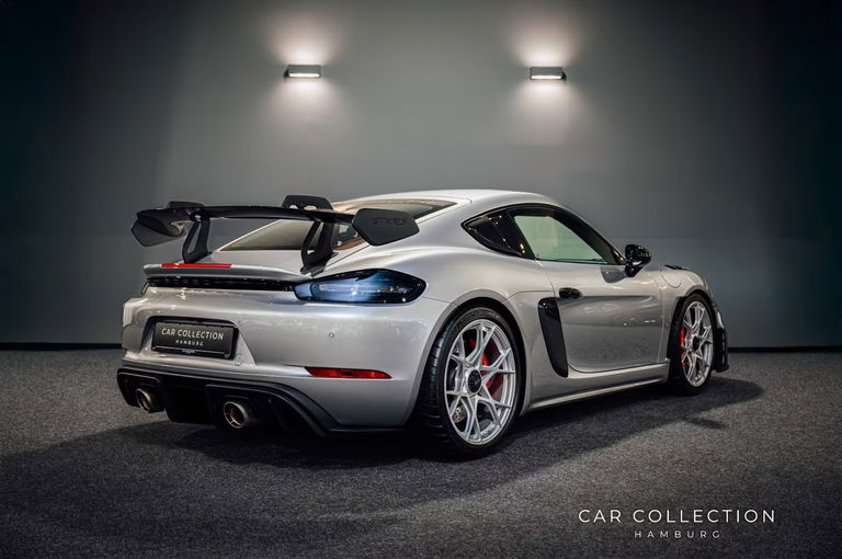 Porsche 718 Cayman GT4 RS