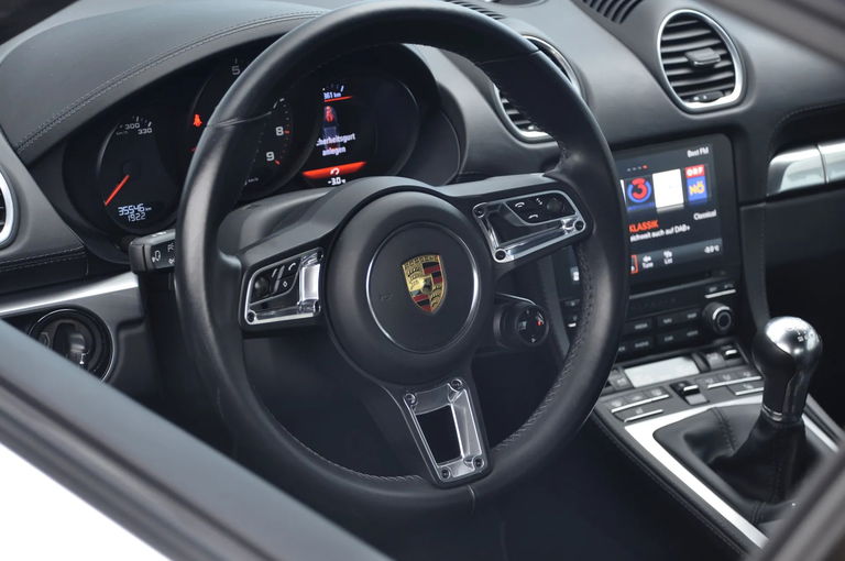 Porsche 718 Cayman GTS 4.0