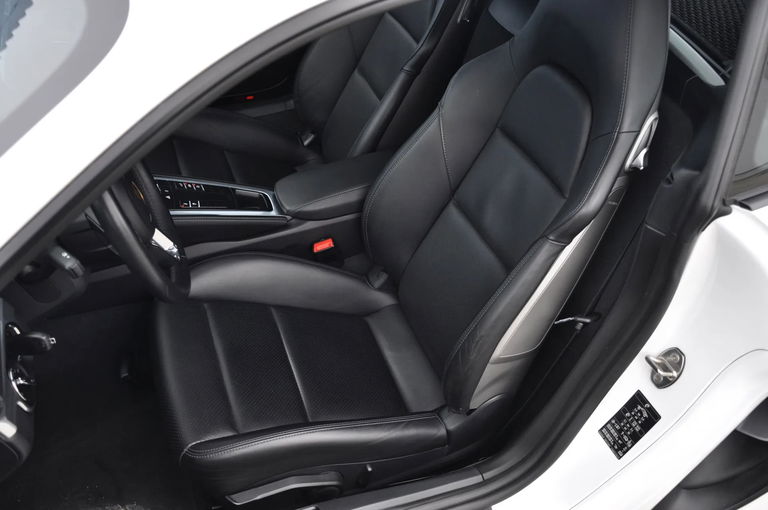 Porsche 718 Cayman GTS 4.0