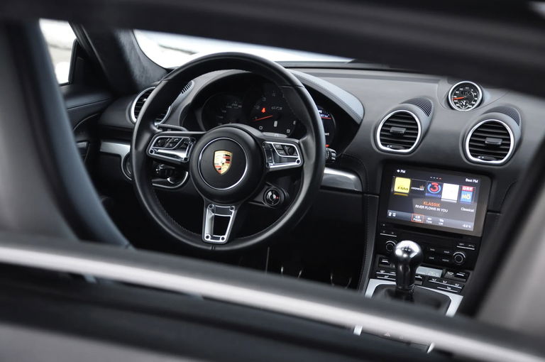 Porsche 718 Cayman GTS 4.0