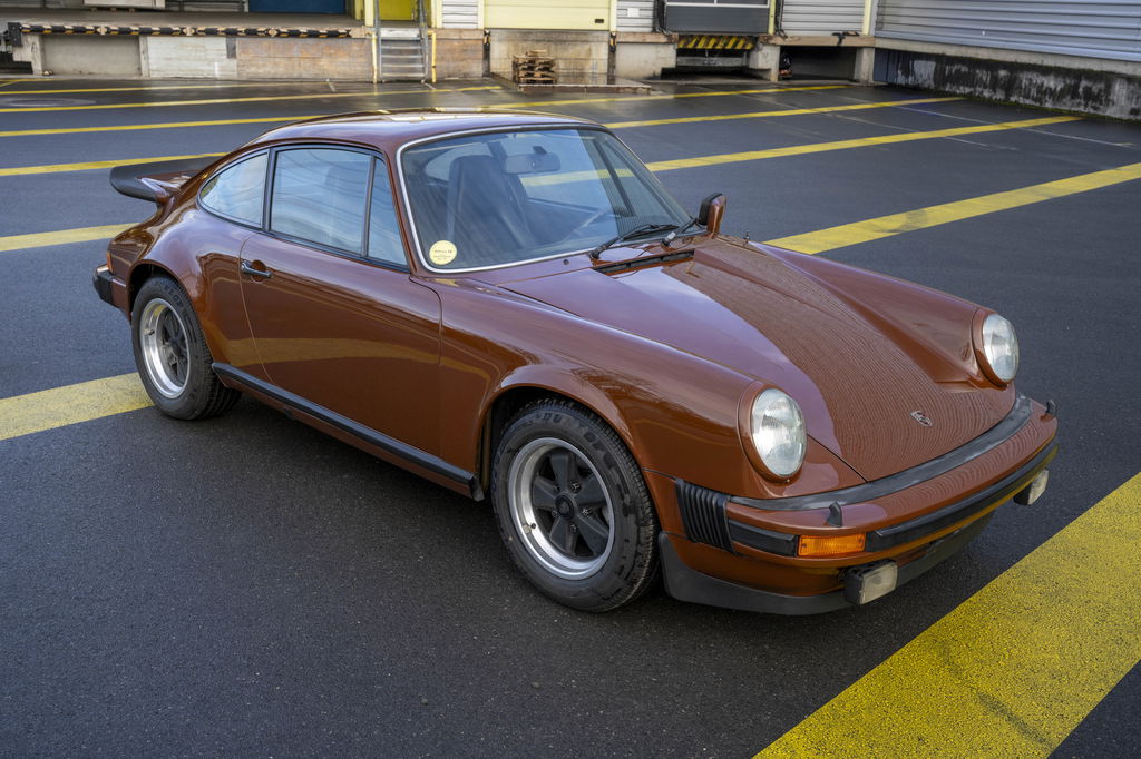 Porsche 911 Carrera 3.0