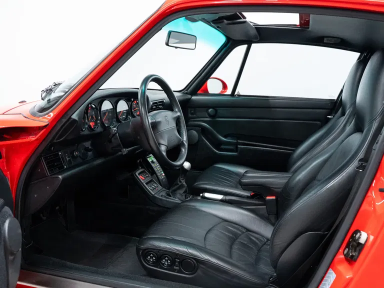 Porsche 993 Carrera 4S