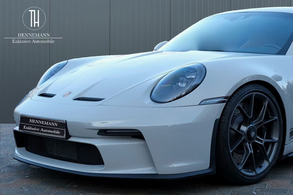Porsche 992 GT3 Touring