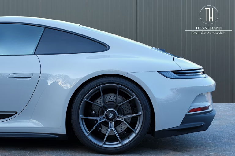 Porsche 992 GT3 Touring