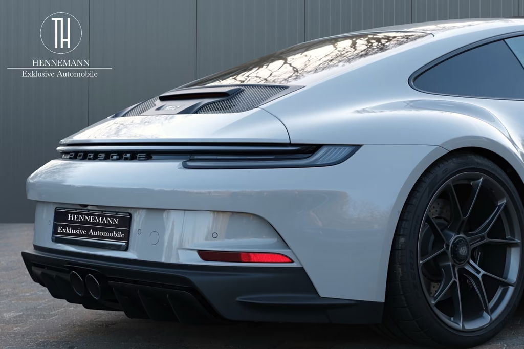 Porsche 992 GT3 Touring
