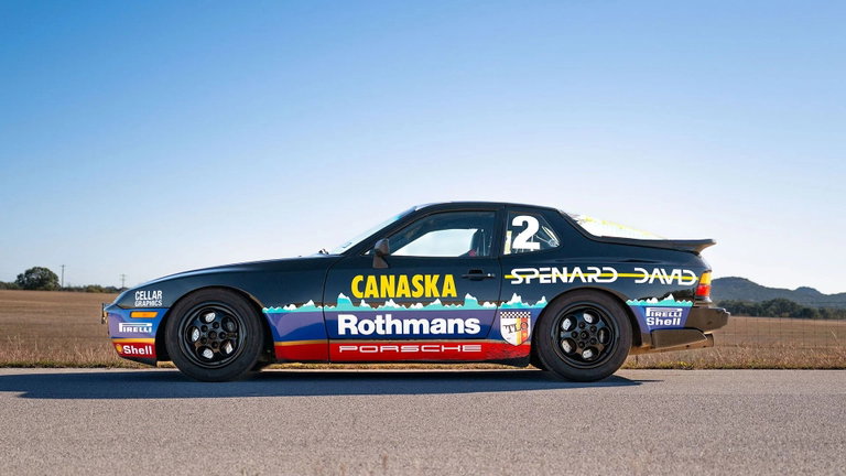 Porsche 944 Turbo Cup