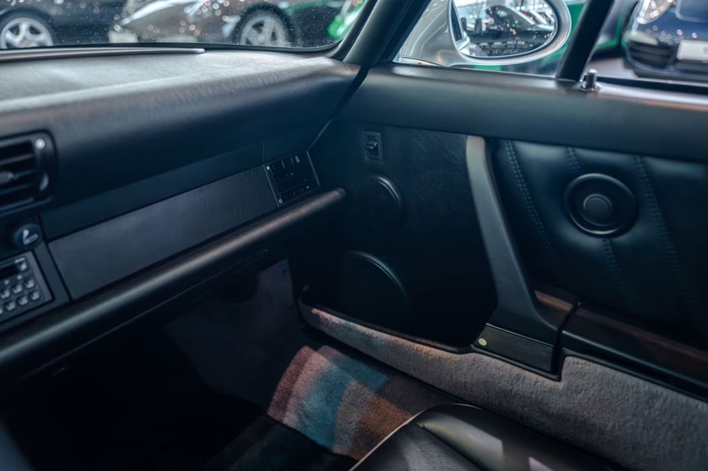 Porsche 964 Carrera 4