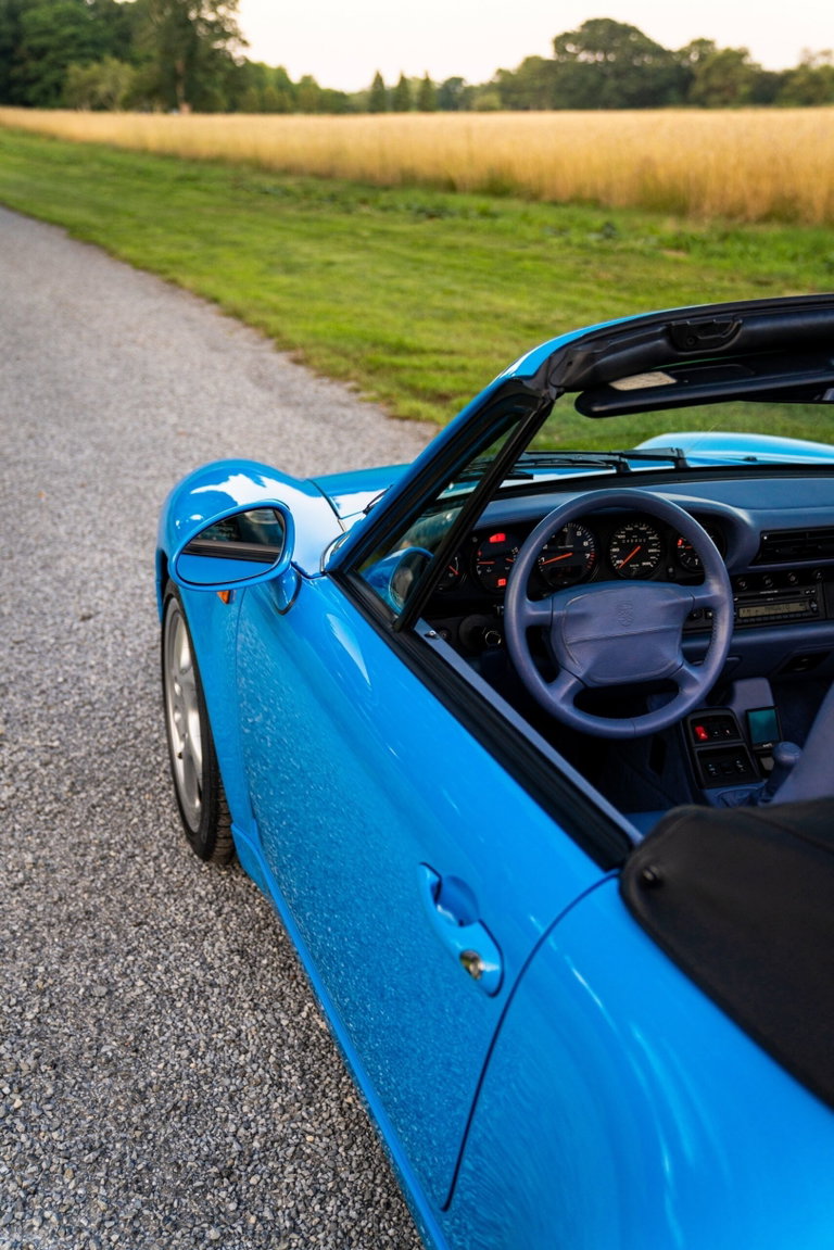 Porsche 993 Carrera 4