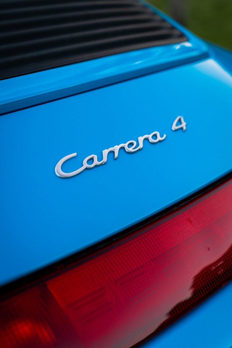 Porsche 993 Carrera 4
