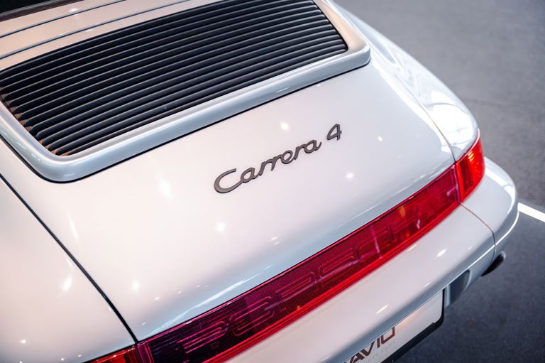 Porsche 964 Carrera 4