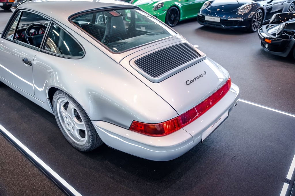 Porsche 964 Carrera 4