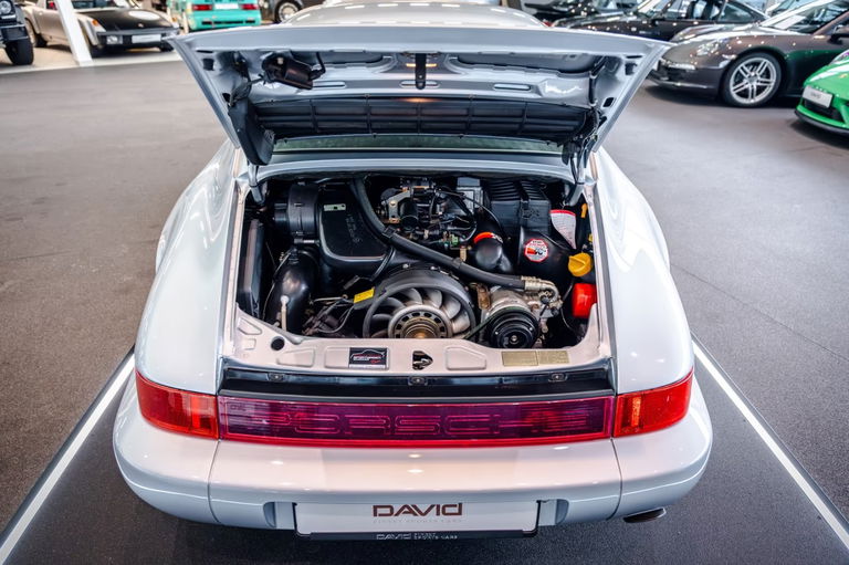 Porsche 964 Carrera 4