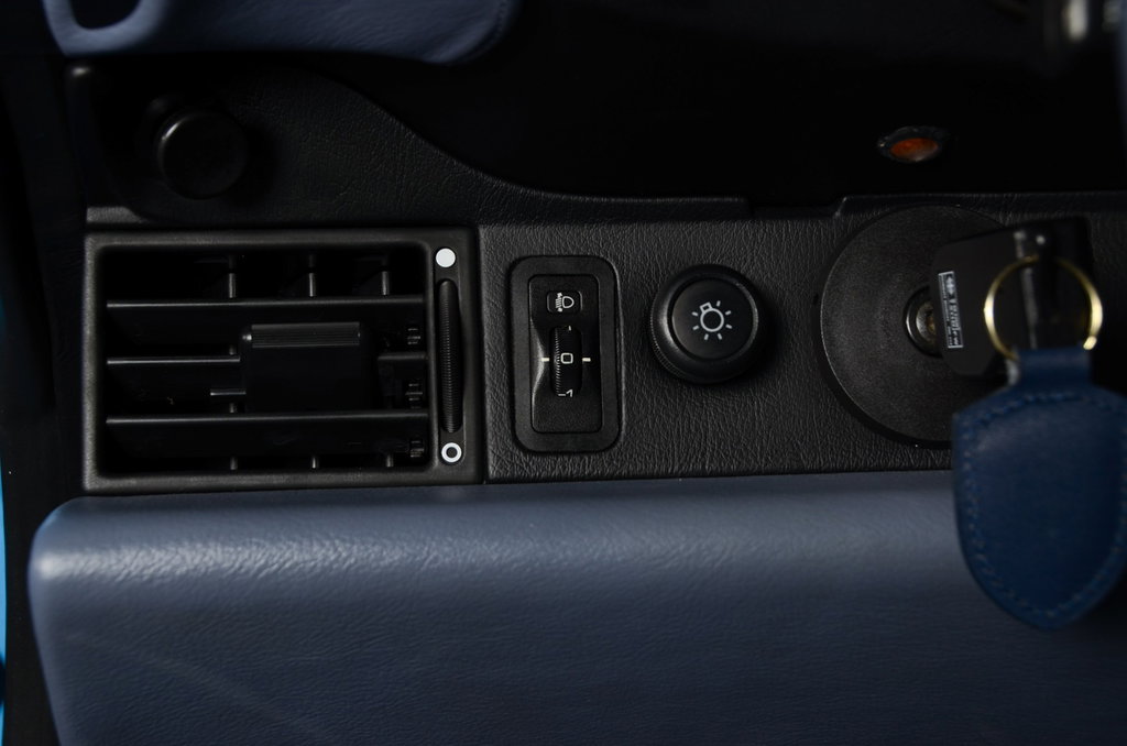 Porsche 993 Carrera 4