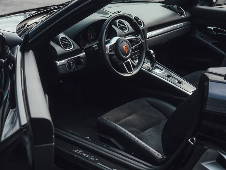 Porsche 718 Boxster