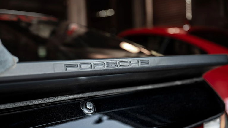 Porsche 944 Turbo Cup