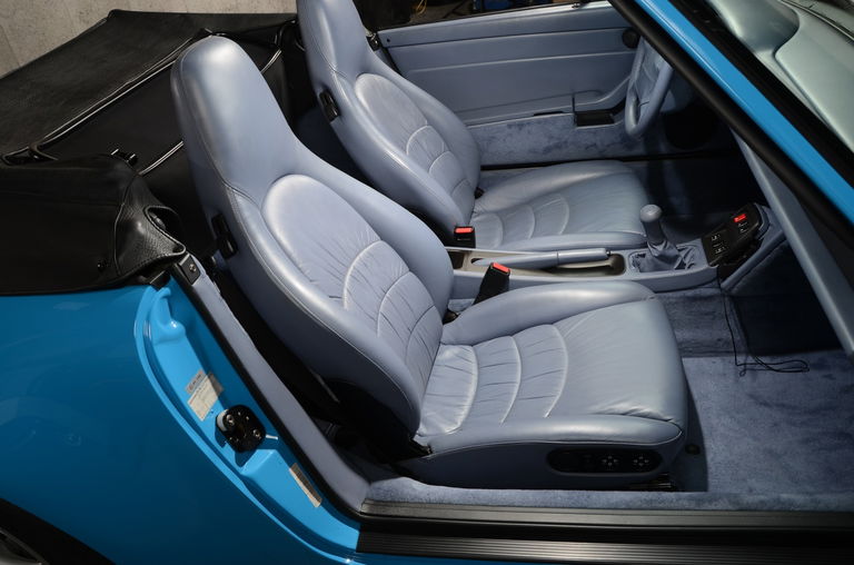 Porsche 993 Carrera 4