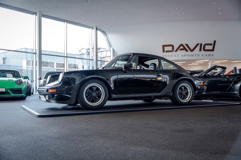 Porsche 911 Carrera 3.0