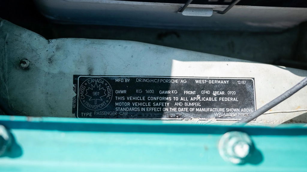 Porsche 944 Turbo Cup