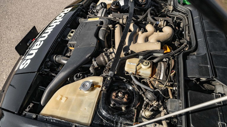 Porsche 944 Turbo Cup