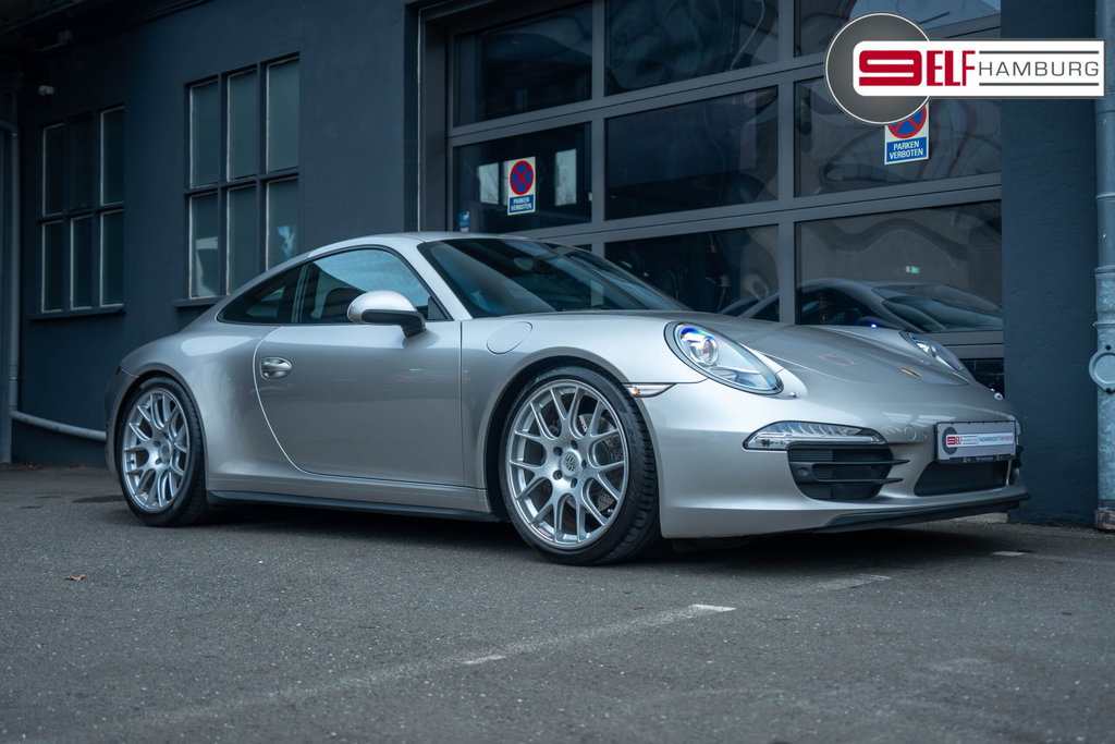 Porsche 991 Carrera 4