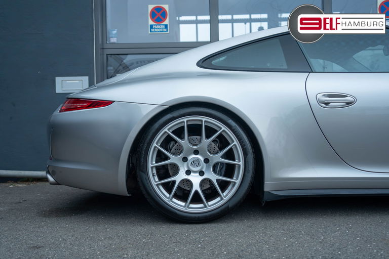 Porsche 991 Carrera 4