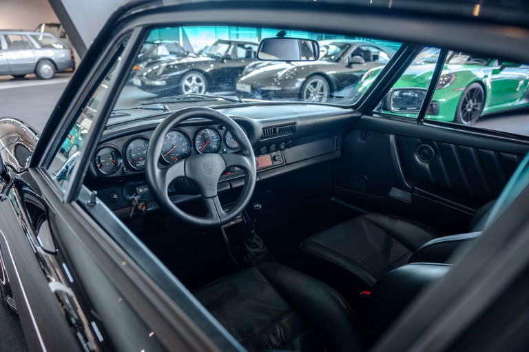 Porsche 911 Turbo 3.3