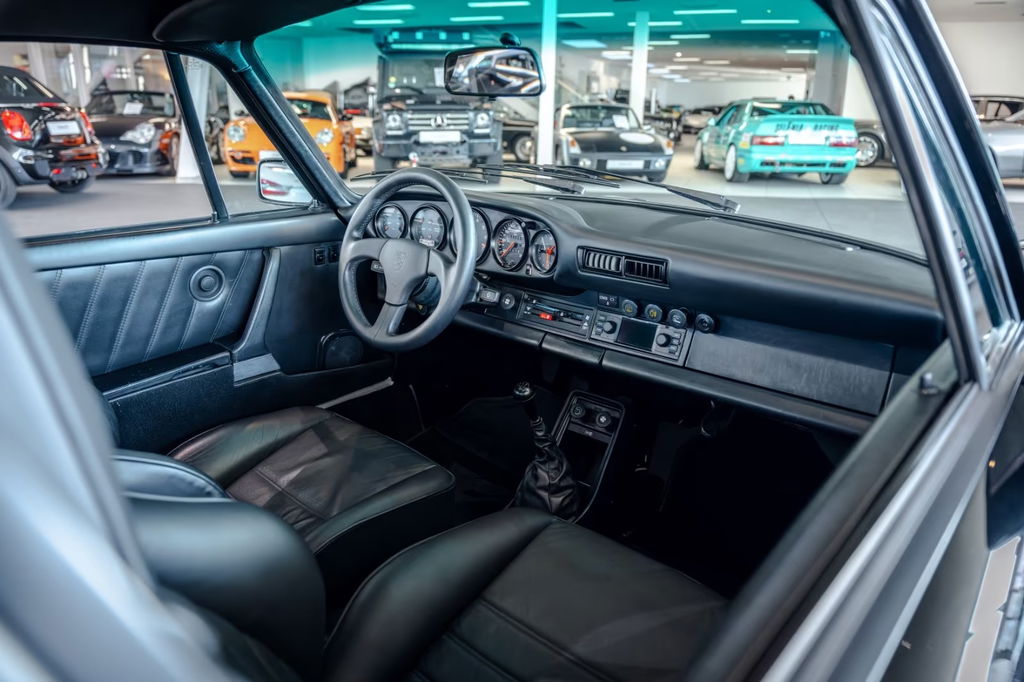 Porsche 911 Turbo 3.3