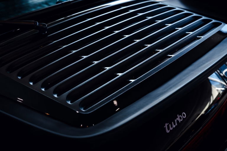 Porsche 911 Turbo 3.3