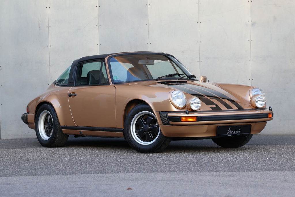 Porsche 911 Carrera 2.7