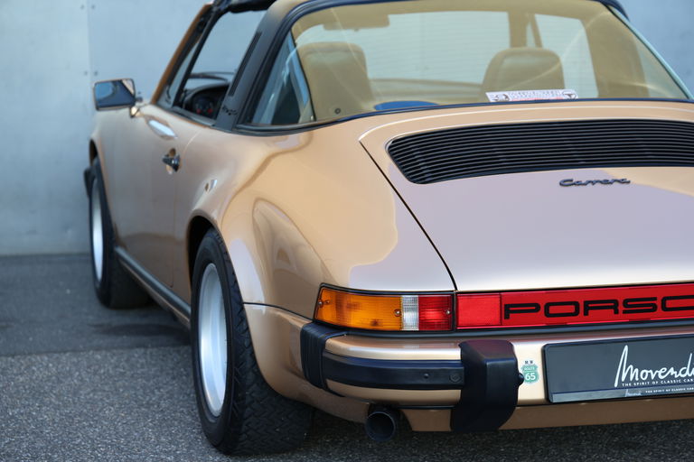 Porsche 911 Carrera 2.7
