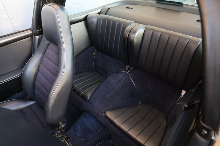 Porsche 911 Carrera 2.7