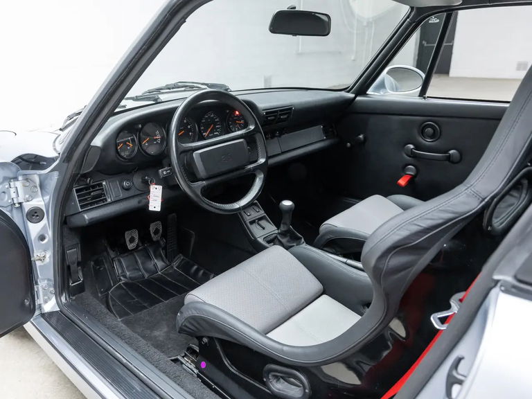 Porsche 964 Carrera RS