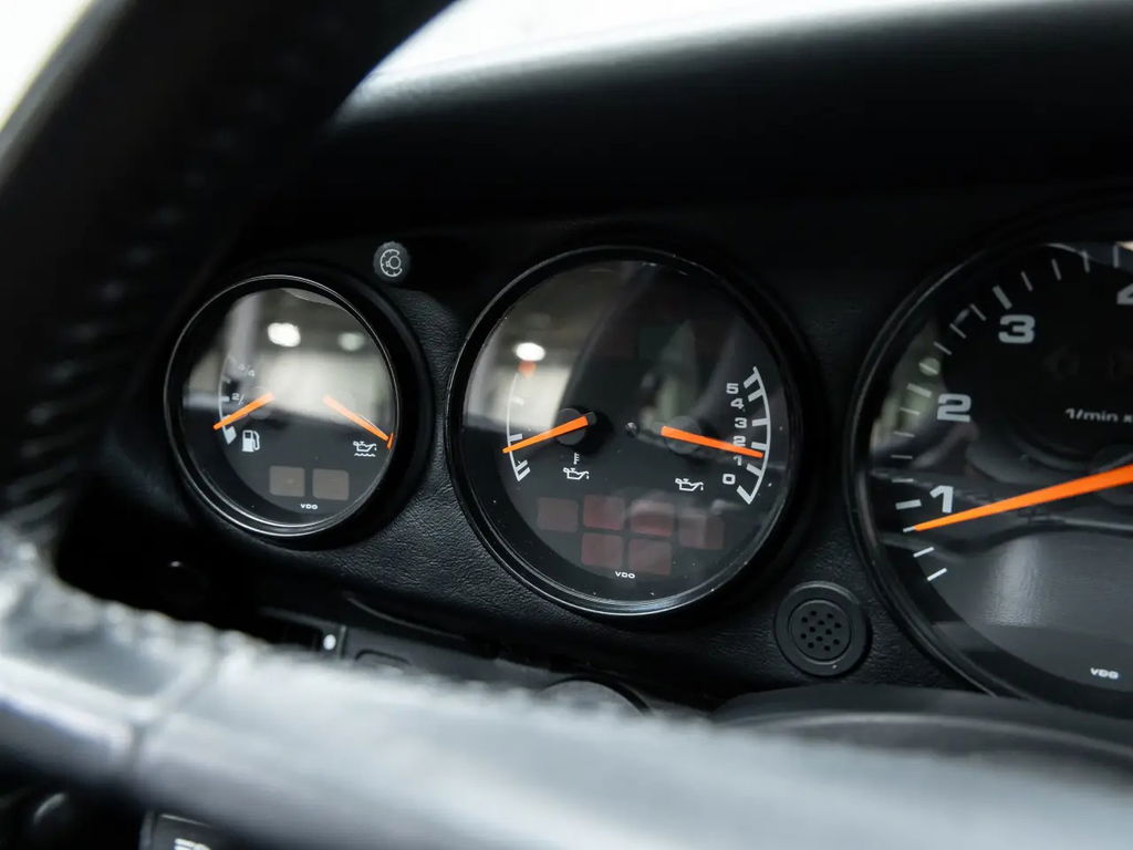 Porsche 964 Carrera RS