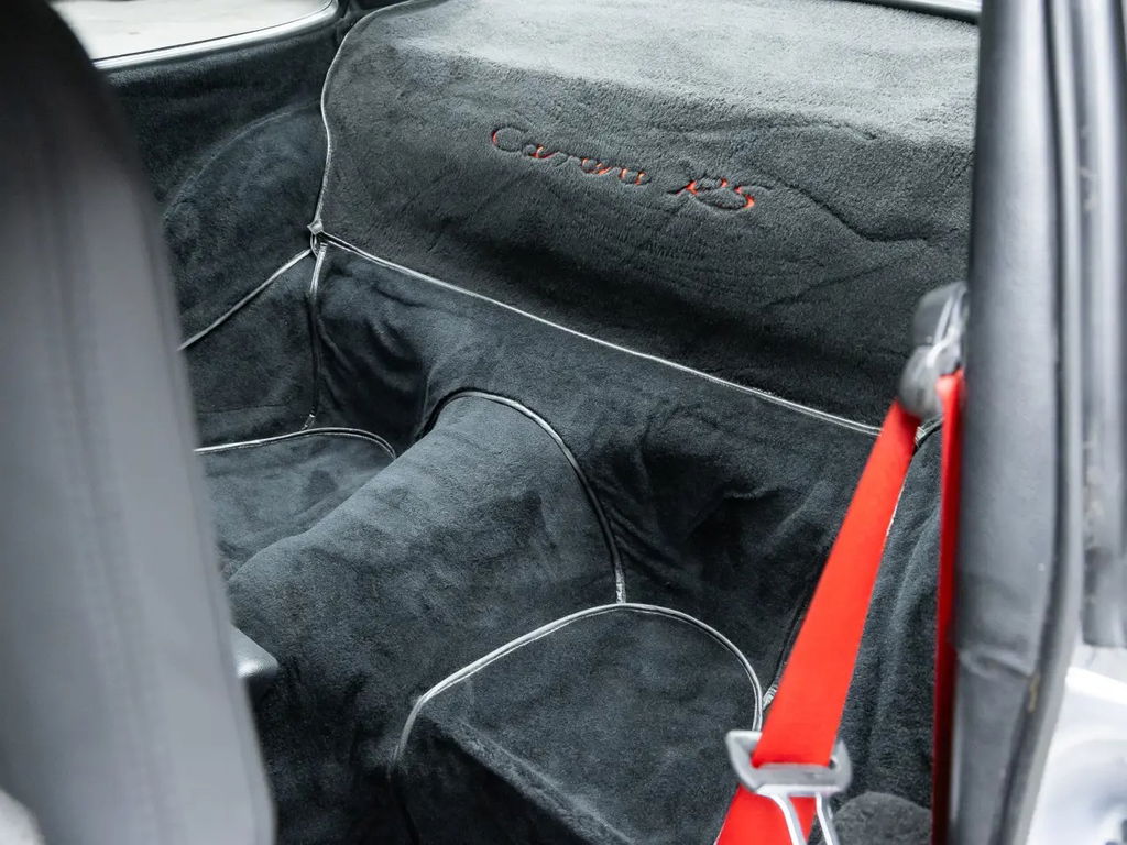 Porsche 964 Carrera RS