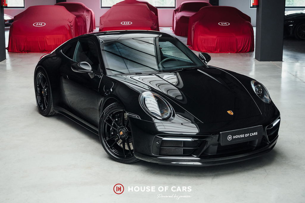 Porsche 992 Carrera GTS