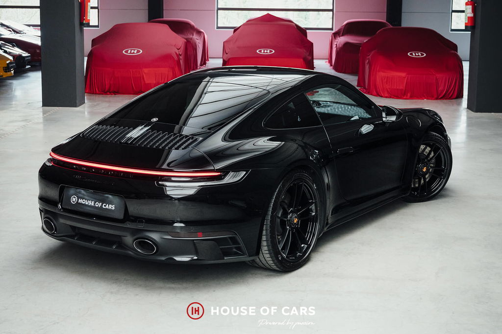 Porsche 992 Carrera GTS