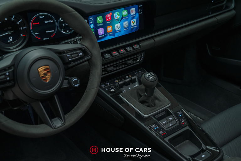 Porsche 992 Carrera GTS