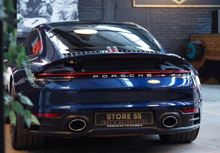 Porsche 992 Carrera