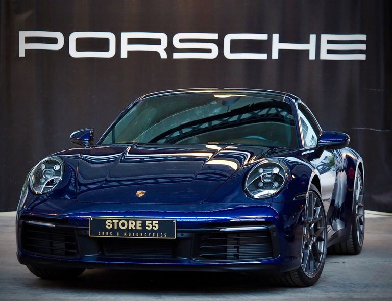 Porsche 992 Carrera