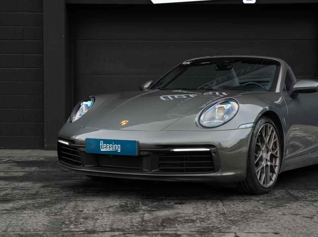 Porsche 992 Carrera 4S