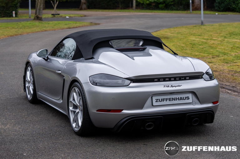 Porsche 718 Spyder